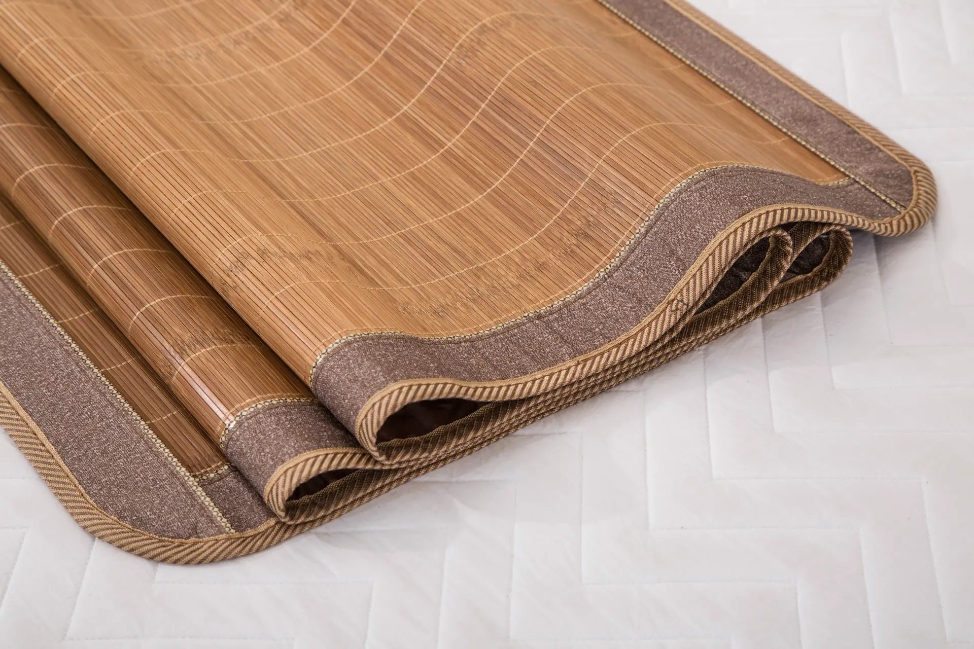 Your bamboo fiber bedding can be instead of bamboo sheets? Absolutely no!